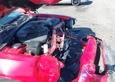 2015 Dodge Challenger Sxt z USA, uszkodzony, nr VIN 2C3CDZAG5FH715110